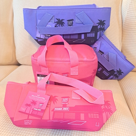 TRADER JOE's Mini Insulated Bag PINK‼️ - Picture 10 of 11